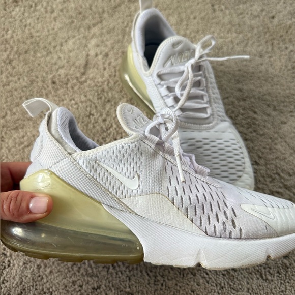 Nike Air Max 270 5.5Y - Picture 4 of 6